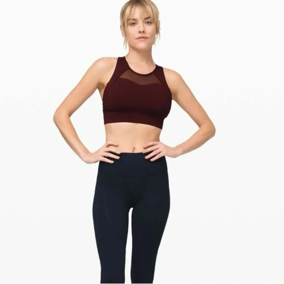 Lululemon sz 4 Breathe it In Bra *Medium Support, C/D Cup, great condition - Picture 10 of 12